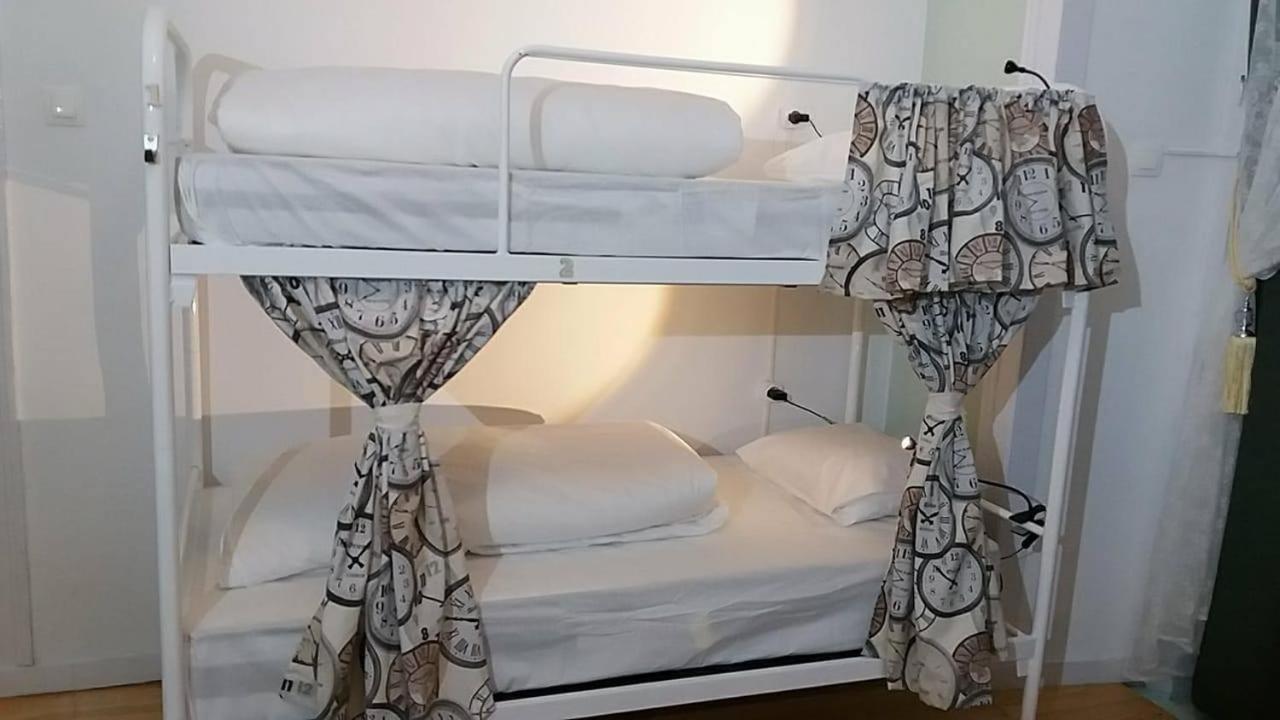 At Ease Albergue *